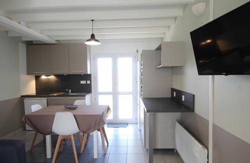 Siouville-Hague Cottage | Cozy Seaside Cottage: 3 Beds, WiFi, BBQ, 600m to Beach, Pet Friendly