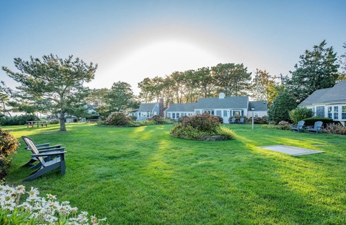 Bass River Cottage | Cozy Seaside Cottage with Water Views