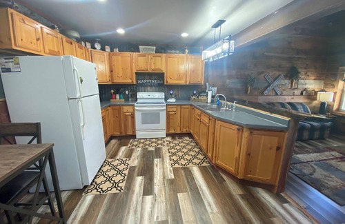 McGregor Cabin | Cozy, secluded, peaceful, pond, fishing , swimming, cabin life, large yard area
