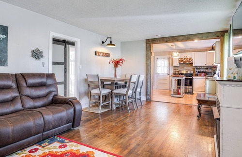 Shelbyville House | Cozy Shelbyville Home Near Hiking & Distilleries!