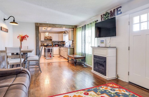 Shelbyville House | Cozy Shelbyville Home Near Hiking & Distilleries!