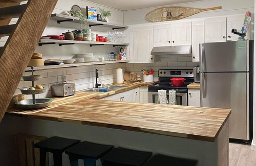 Rutland Condo | Cozy Ski Condo with loft on Big White Mountain,