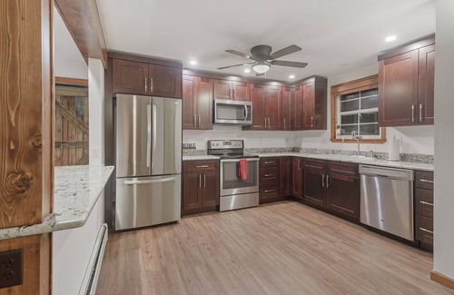 Granby House | Cozy ski retreat near Winter Park and Grand Lake. Minutes to hiking and boating!