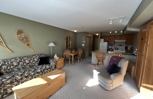 Silver Star Mountain Condo | Cozy slope side Creekside condo with views - steps from the ski way!