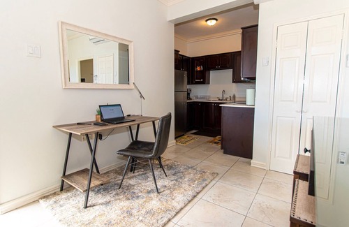 Saint Andrew Apartment | Cozy, Smart Apartment in the centre of New Kingston