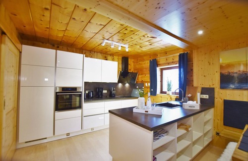 Turracher Hohe House | Cozy spacious lodge at 1700m with sauna, right in the ski & hiking area!