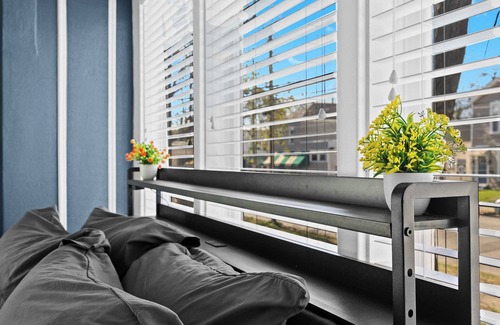 Schnitzelburg House | Cozy & Spacious Retreat in Lou’s Arts District!