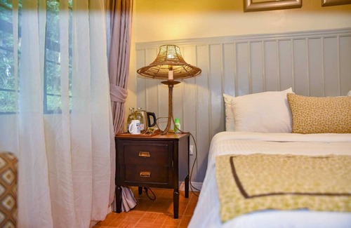 Muthaiga Hotel | Cozy Standard Room in Nairobi Hotel with Free Gym Access Prime Location