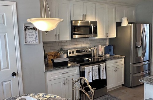 Peach Orchard House | Cozy Stay in Hephzibah, GA