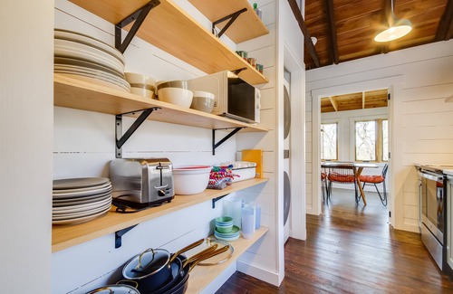 Cook Station House | Cozy Steelville Retreat: River + Trail Access!