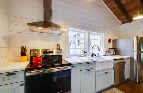 Cook Station House | Cozy Steelville Retreat: River + Trail Access!