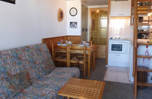 Saint-Hilaire-de-Riez Apartment | Cozy Studio with Mezzanine, Balcony & Garage, 200m from Beach - Sleeps 4 - Saint-Hilaire-de-Riez