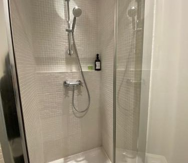 Grenelle Apartment | Cozy studio 10 min from Eiffel Tower Invalides Beaugrenelle