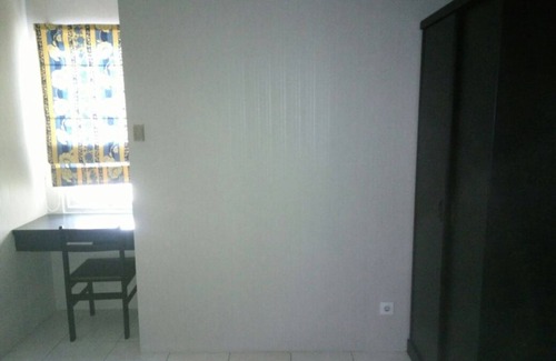 Panunggangan Utara Apartment | Cozy Studio Apartment 2 Bedroom Sleeps 3 with Great Location-GWR1108