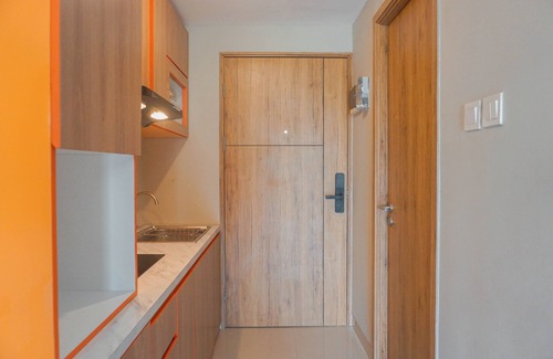 Duren Sawit Apartment | Cozy Studio Apartment At LRT City Jatibening