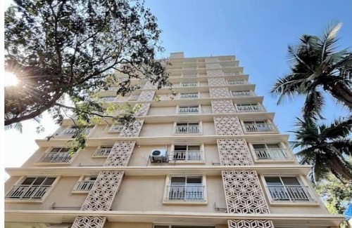 Kandivali East Apartment | Cozy Studio by THE BNB STAY near Mindspace