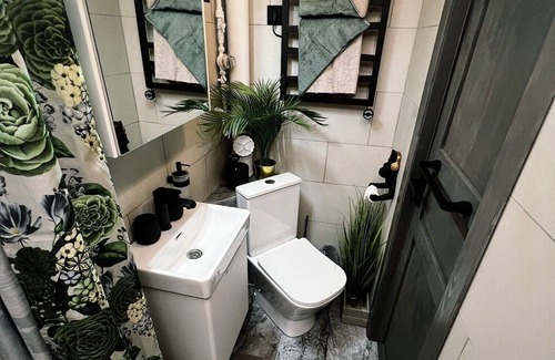 Babite Apartment | Cozy Studio Charming Spot/Charmante Piņķi