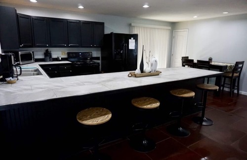 Almo House | Cozy Studio home 10min from Murray and 20min from Ky Lake