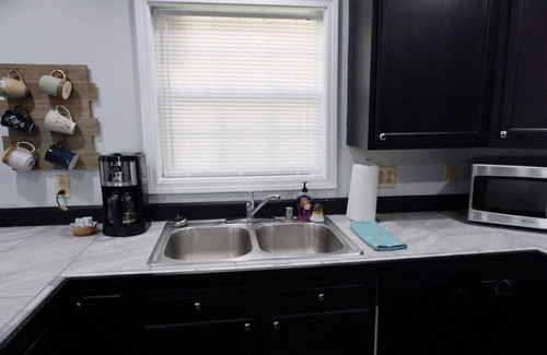 Almo House | Cozy Studio home 10min from Murray and 20min from Ky Lake