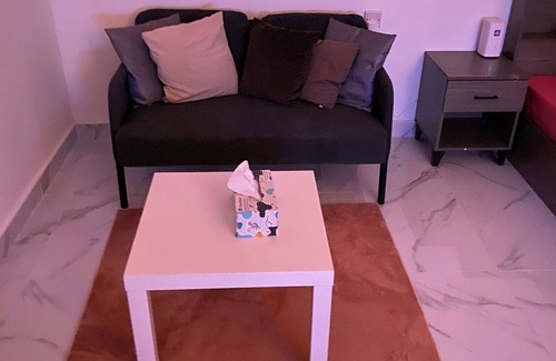 Abu Dhabi City Center Apartment | Cozy studio in charming Abu Dhabi with WiFi, AC