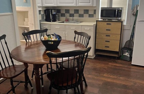Johnson City Apartment | Cozy, Studio in Johnson City by UHS/Lourdes