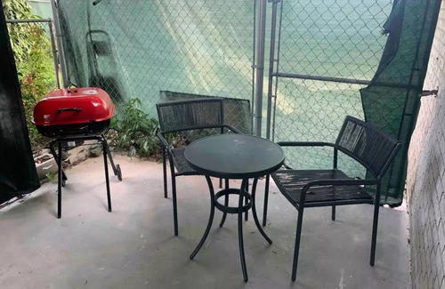 Tampa Apartment | Cozy Studio, near Raymond James Stadium