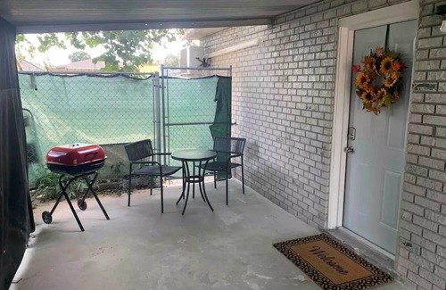 Tampa Apartment | Cozy Studio, near Raymond James Stadium