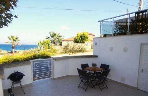 Dalyan Mahallesi Apartment | Cozy Studio near Sea in Dalyan, Cesme