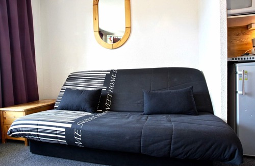 Chamrousse Apartment | Cozy Studio Near Slopes, 4 Guests, Pet-Friendly, Balcony & Great Amenities