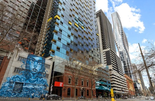 Docklands Apartment | Cozy Studio Near Southern Cross with City Views