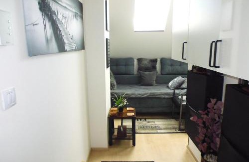 Hloubetin Apartment | Cozy Studio on Metro