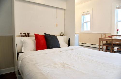 Moose Jaw Apartment | Cozy Studio Perfect for Business Travelers Downtown