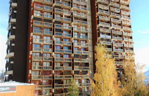 Le Corbier Apartment | Cozy Studio with Balcony · Direct Slope Access · Heated Pool Access · Close to Amenities