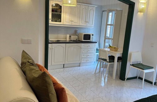 Vila Real Santo Antonio Apartment | Cozy studio with sea view 5 minutes from the beach