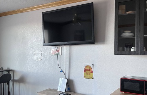 Brian Head Apartment | Cozy Studio within walking distance to ski lifts!