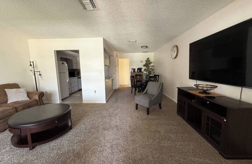 Sun 'N Lake Villa | Cozy & Stylish 1-Bedroom Retreat in Sebring, FL