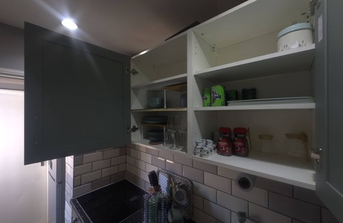 Coventry Apartment | Cozy & Stylish flat in Coventry/Easy Access To City Hotspots!