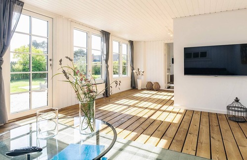 Vordingborg House | Cozy Summer House Near Ore Strand