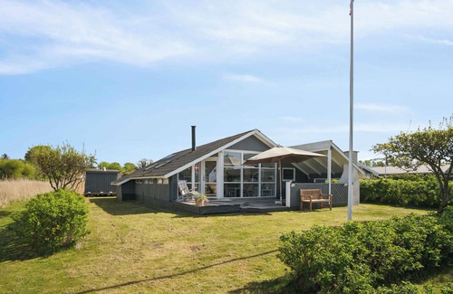Norre Aby House | Cozy summer house in Føns with sea view
