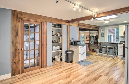 Thornton House | Cozy Thornton Home w/ Deck, 3 Mi to Slopes!