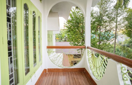 Balipara House | Cozy townhome in lovely Tezpur with Garden view