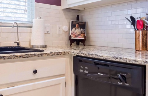 North Mountain House | Cozy Townhouse, Community Pool, Near ASU West