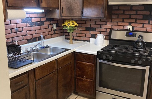 Steelton House | Cozy Townhouse Near Harrisburg