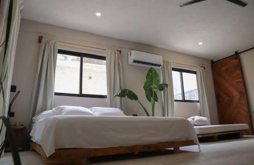 Salina Grande Apartment | Cozy Tropical Suite for 1-4 Pp in Isla Mujeres