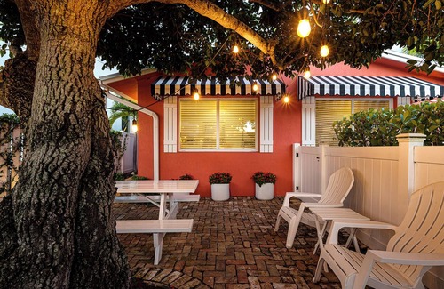 Delray Beach Cottage | Cozy two bedroom with a private porch in Delray's Hottest Neighborhood