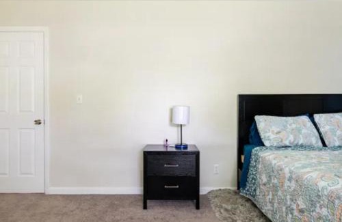 Norwood Apartment | Cozy Two Bedrooms Apartment in Norwood - Boston Massachusetts