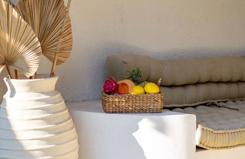 Sanur Kauh Villa | Cozy Up Villa ~ 2BDR Luxury Pool Oasis ~ 5min to Beach!