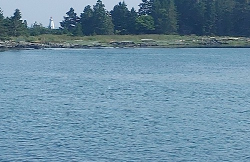 St. Martins Apartment | Cozy upper apartment across from the Bay of Fundy.