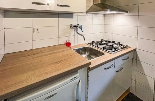 Langstraat House | Cozy vacation home on a camping site close to nature.