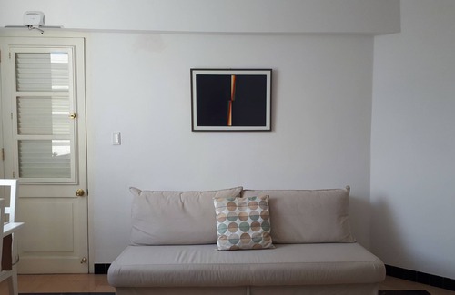 El Vedado Apartment | Cozy Vedado Floyd Apartment
